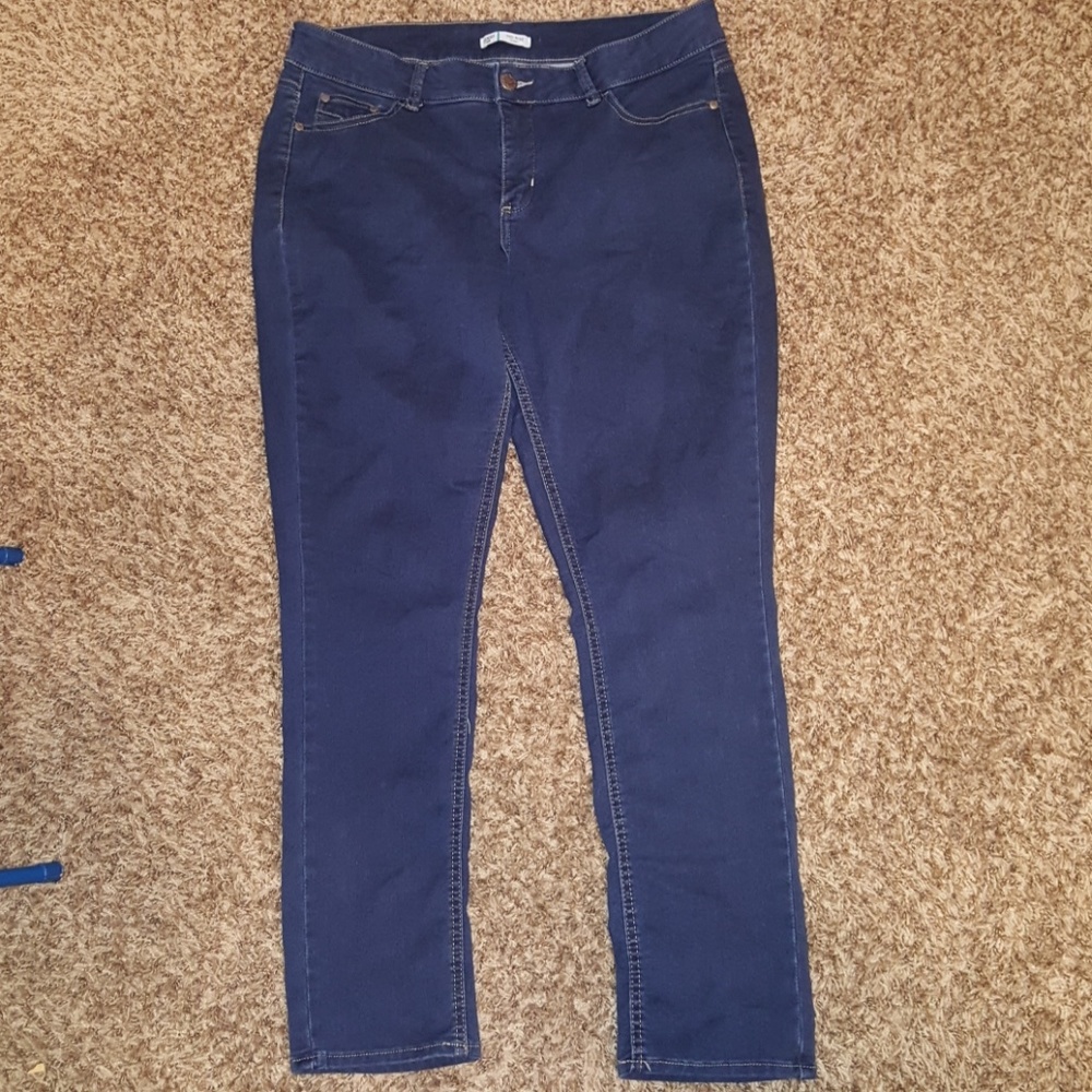 Riders by Lee mid rise skinny jean size 18